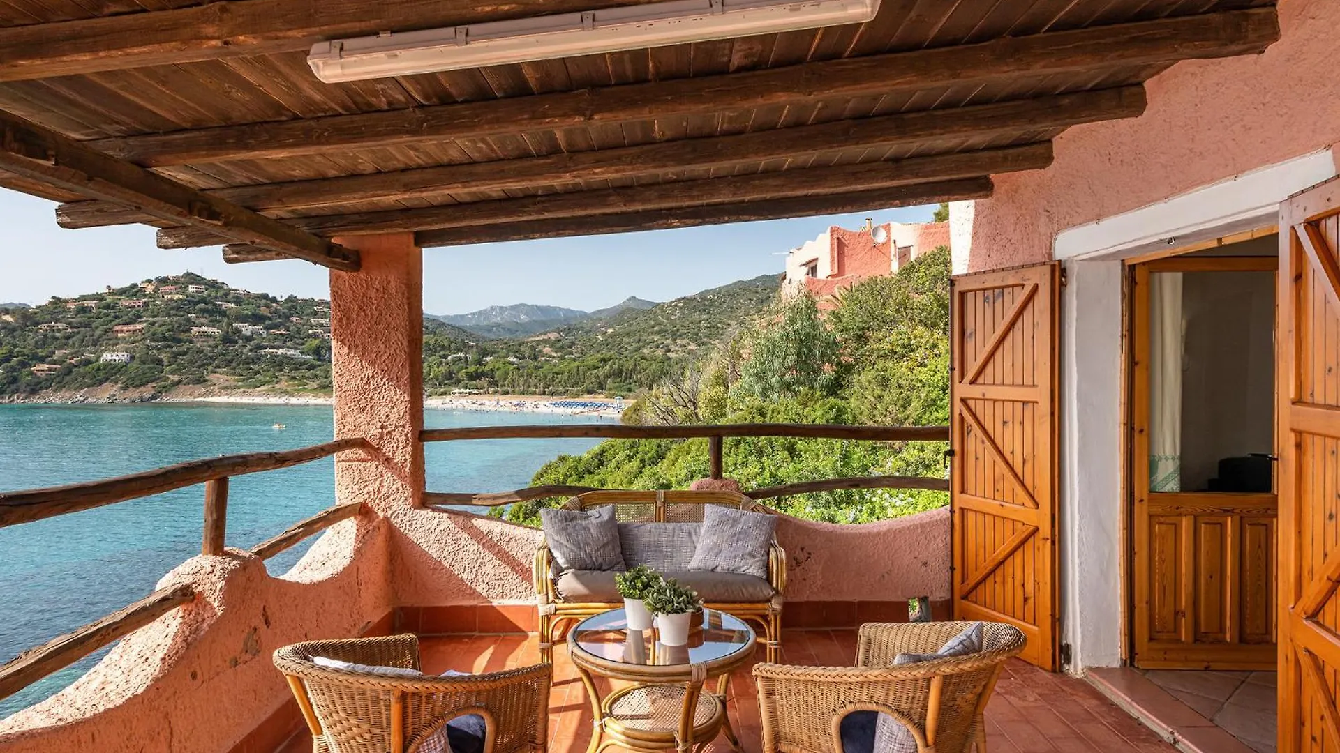Villa Golfo Degli Angeli Torre delle Stelle Italien